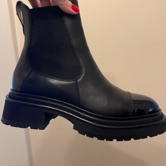 Chanel Calfskin Patent Cap Toe Ankle Boots 38 Black - Picture 12 of 16